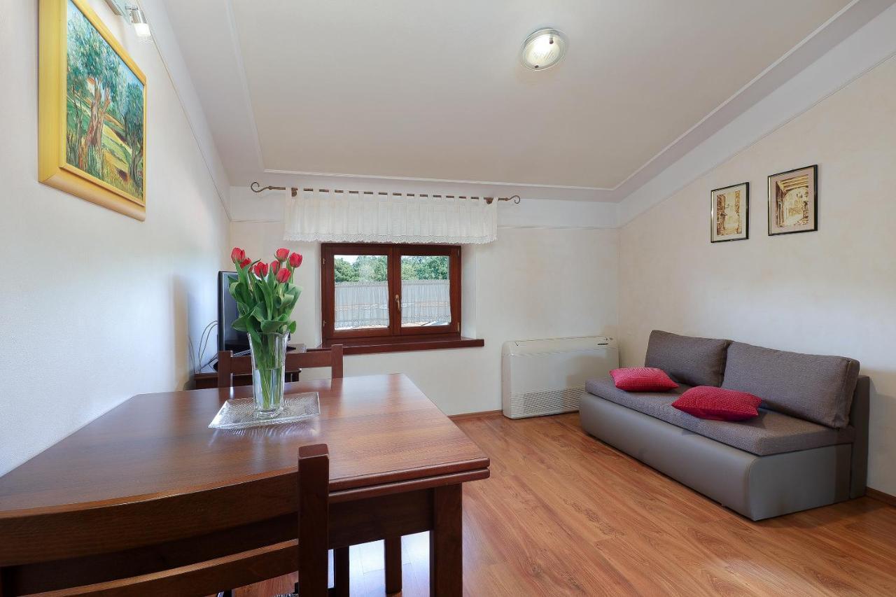 Casa Rustica Dva Baladura Apartments Kanfanar Extérieur photo