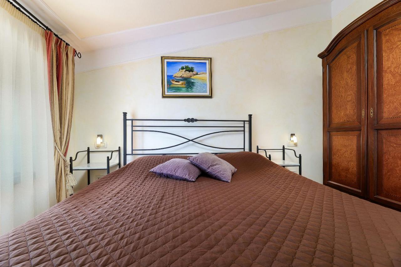 Casa Rustica Dva Baladura Apartments Kanfanar Extérieur photo